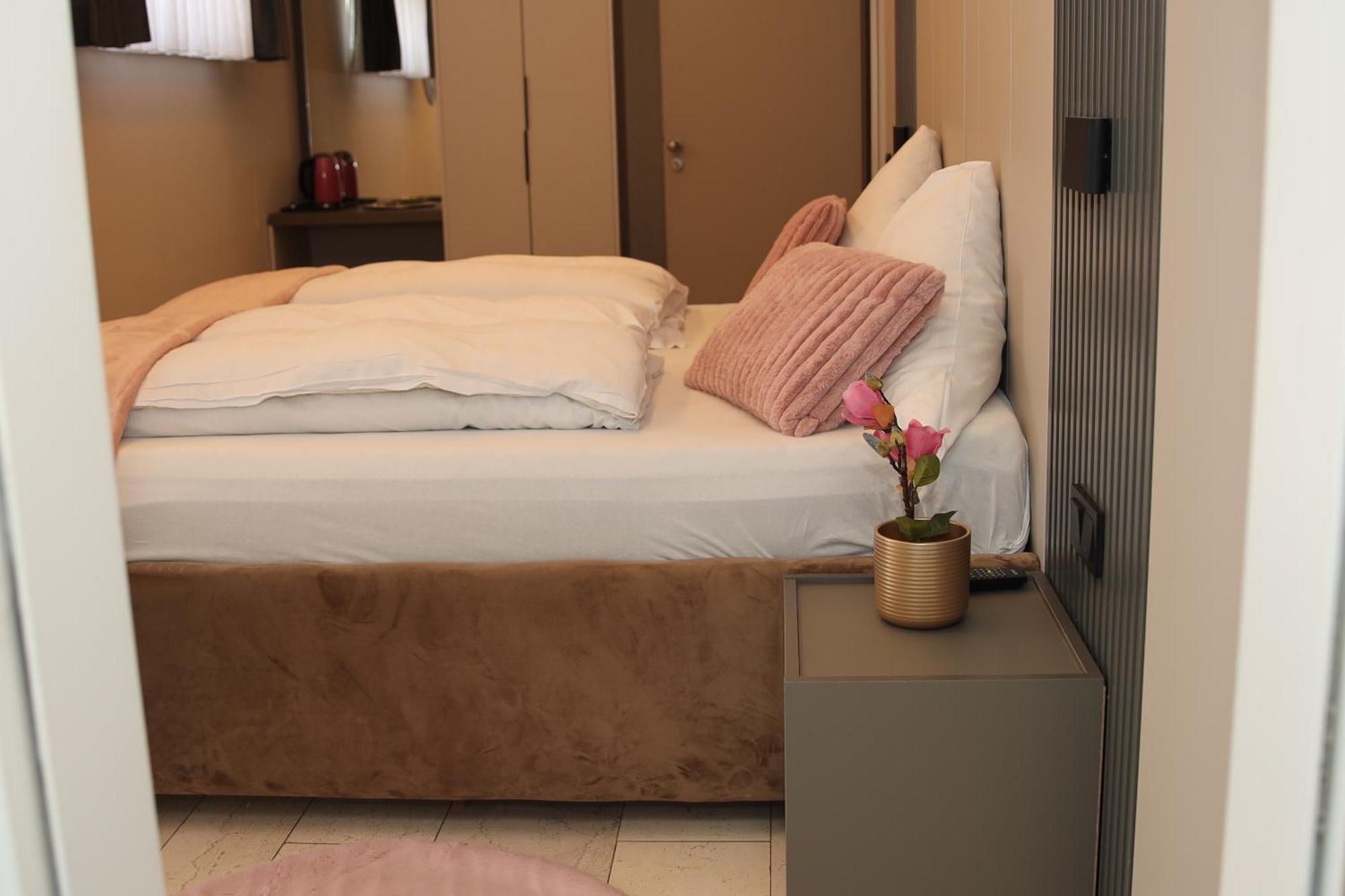 Hotel Hafez 바트잘츠우프렌 외부 사진